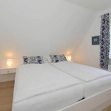 85b _ Ruhig Gelegene Dhh Im Feriehus Oldsum